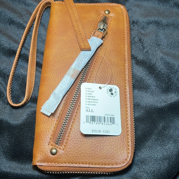 Free People Wallet - Picture 2 of 4